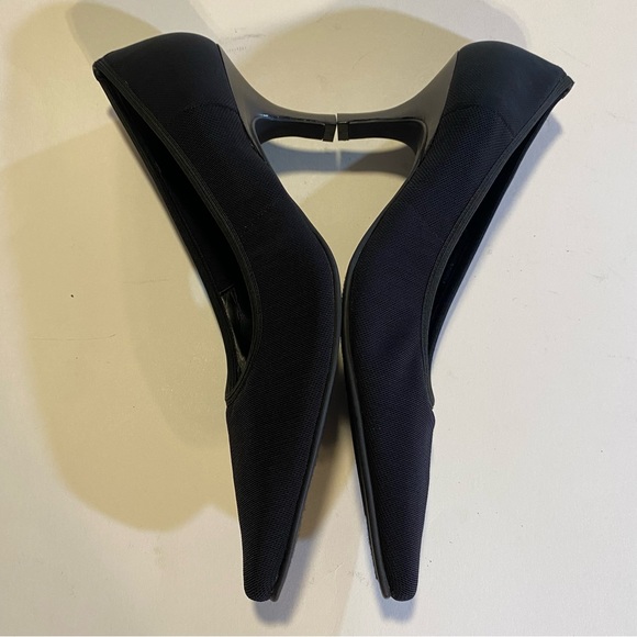 Naturalizers mesh pumps, “Dual” model, SZ 10 GUC, see pics damage to inside - Picture 5 of 10